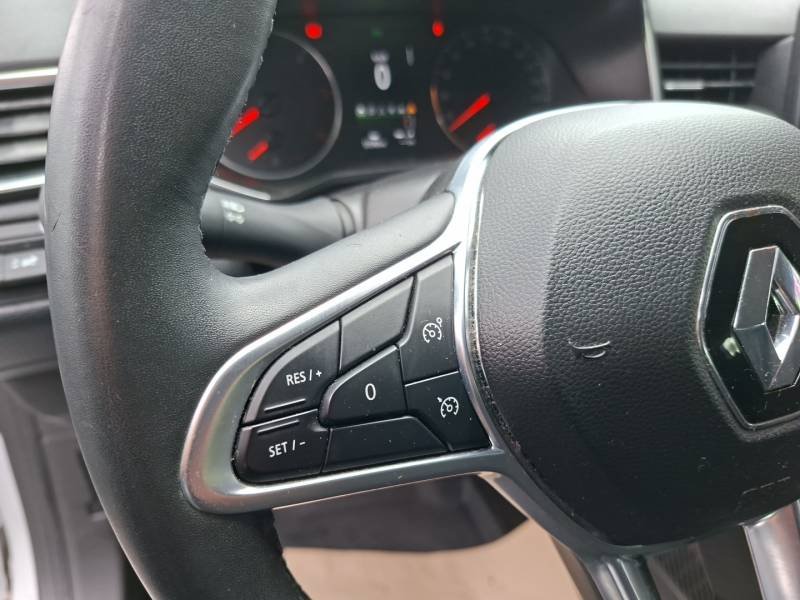 Renault Clio - Photo 17