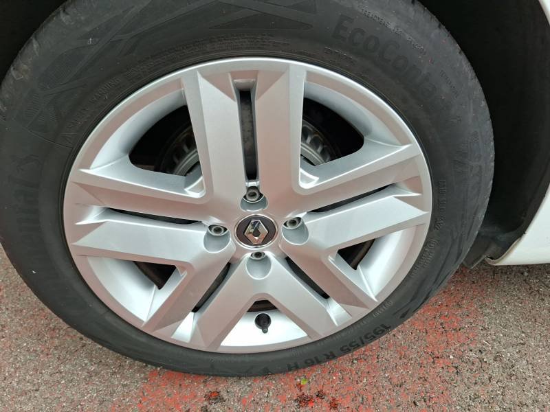 Renault Clio - Photo 25