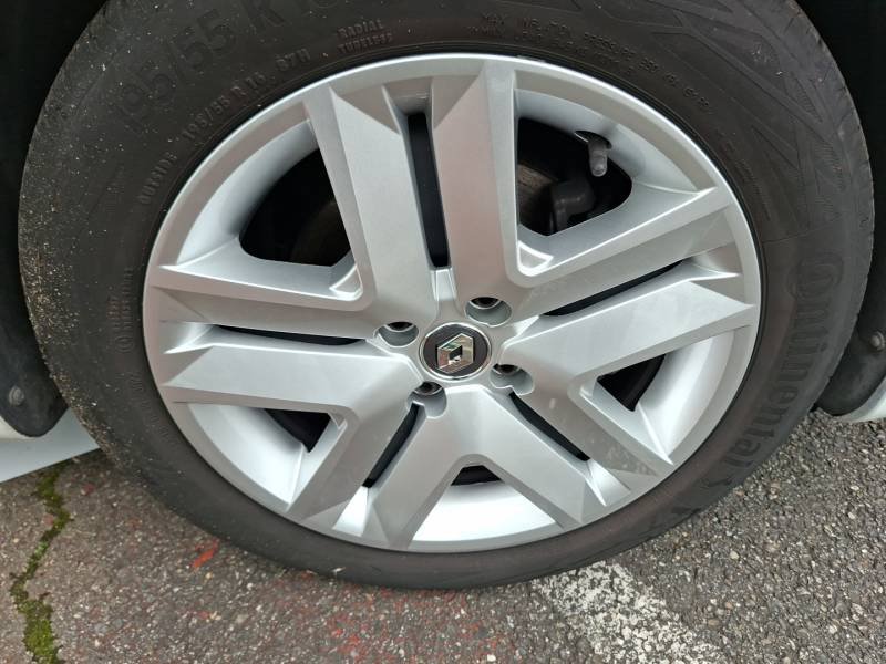 Renault Clio - Photo 32