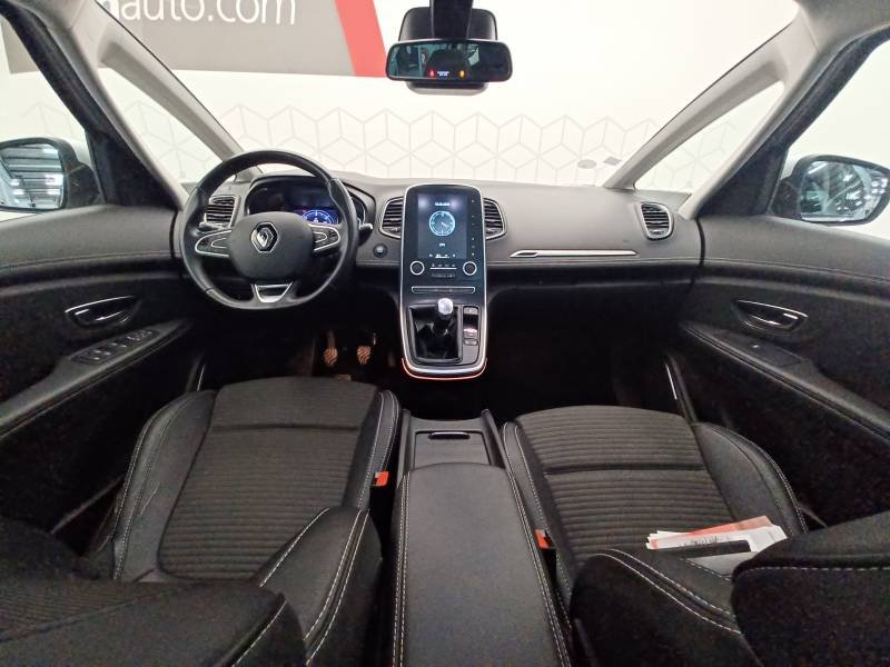 Renault Grand Scénic - Photo 12