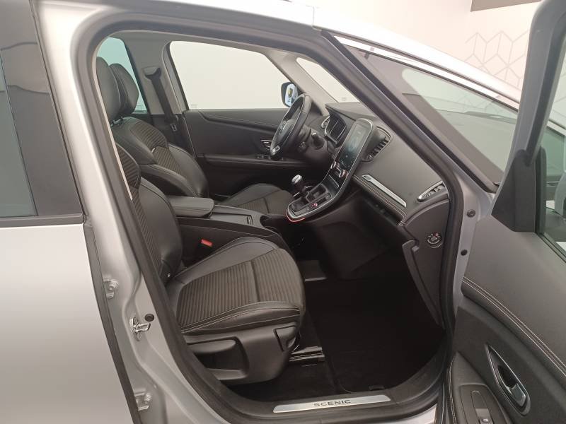 Renault Grand Scénic - Photo 14