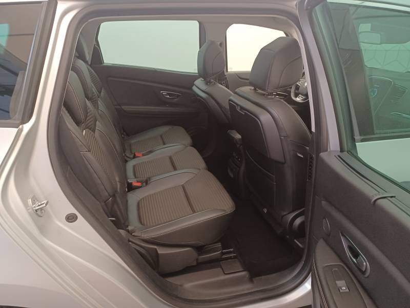 Renault Grand Scénic - Photo 15