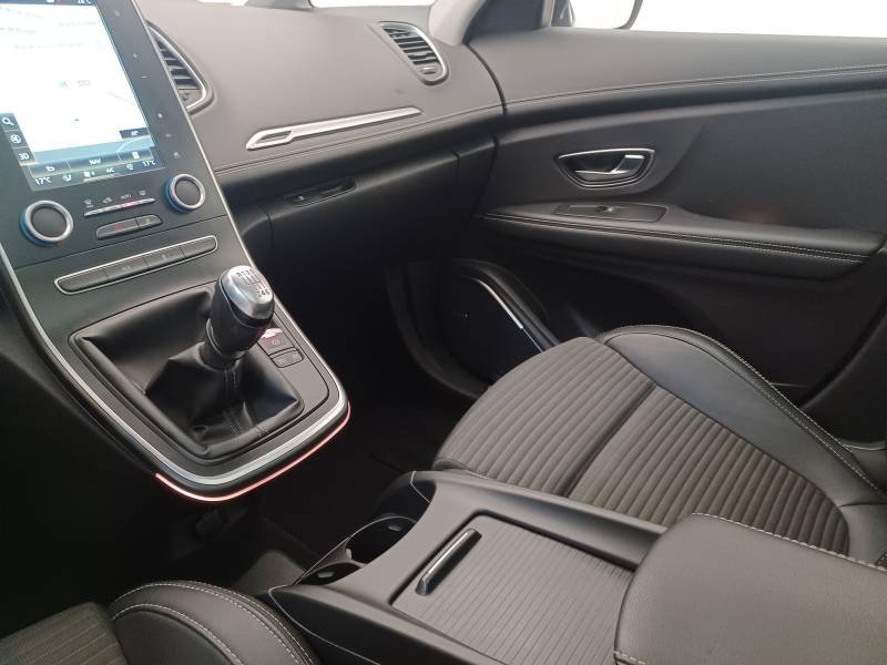Renault Grand Scénic - Photo 29