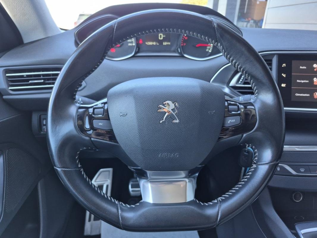 Peugeot 308 - Photo 11