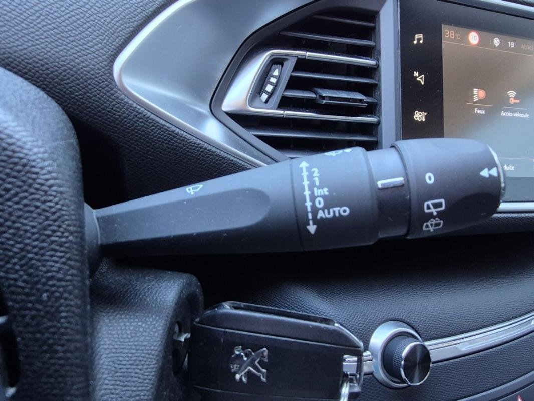 Peugeot 308 - Photo 12