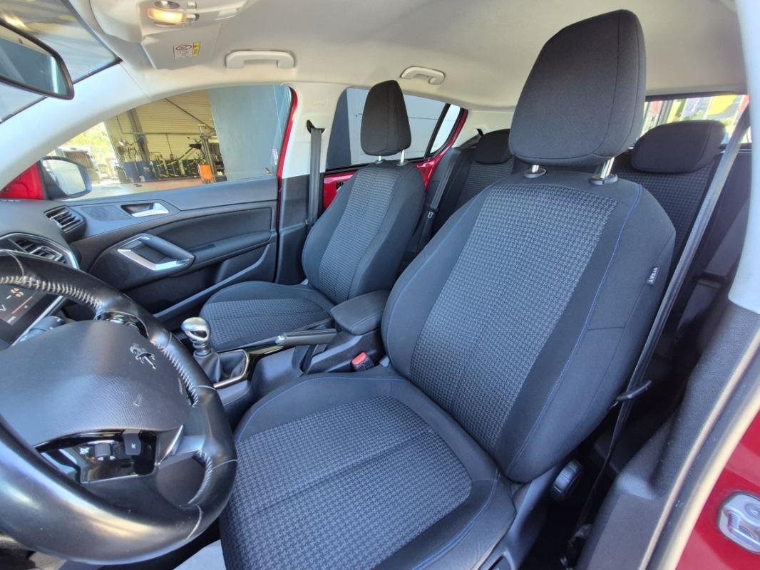 Peugeot 308 - Photo 13