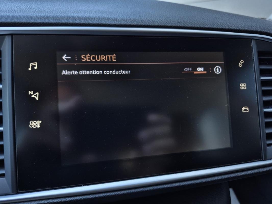 Peugeot 308 - Photo 24