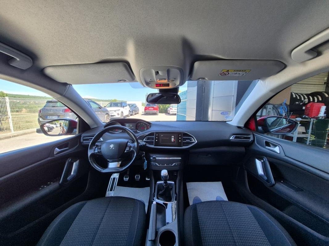Peugeot 308 - Photo 4