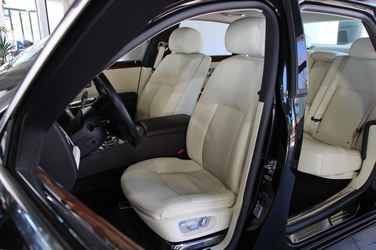 Rolls-Royce Ghost - Photo 11