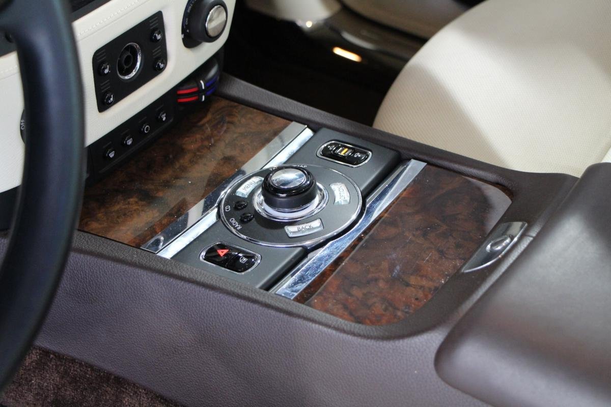 Rolls-Royce Ghost - Photo 19