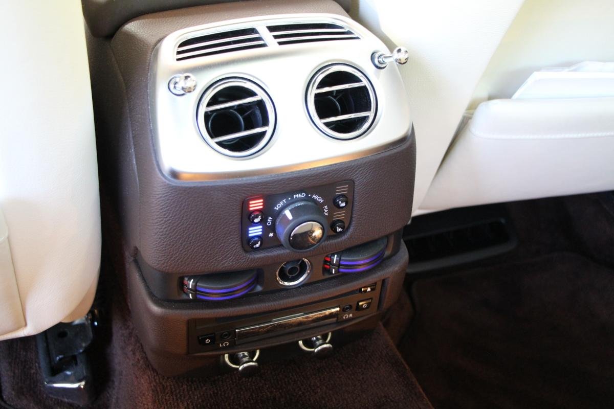 Rolls-Royce Ghost - Photo 21