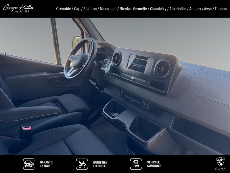 Mercedes Sprinter - Photo 15