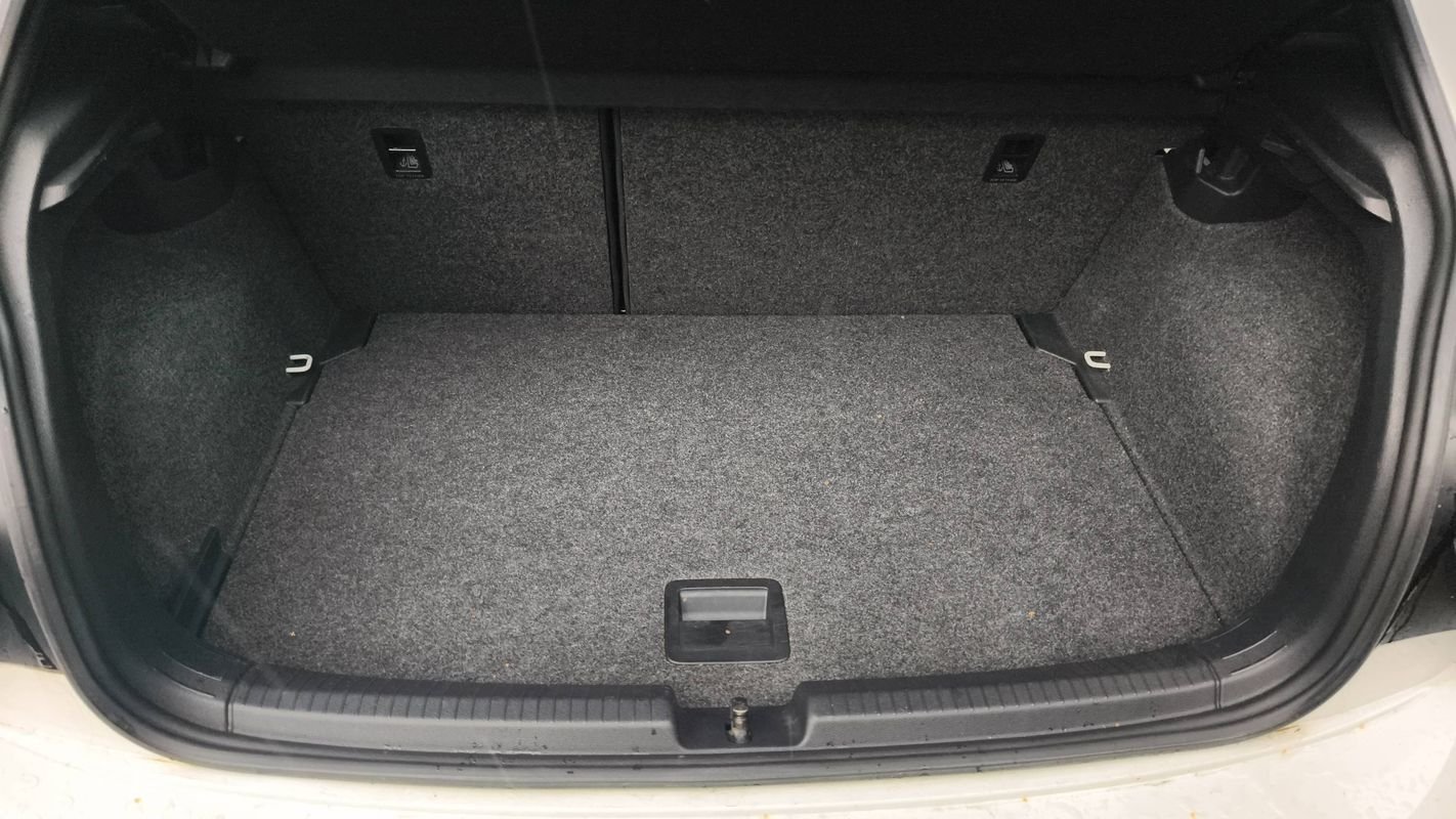 Volkswagen Polo - Photo 14
