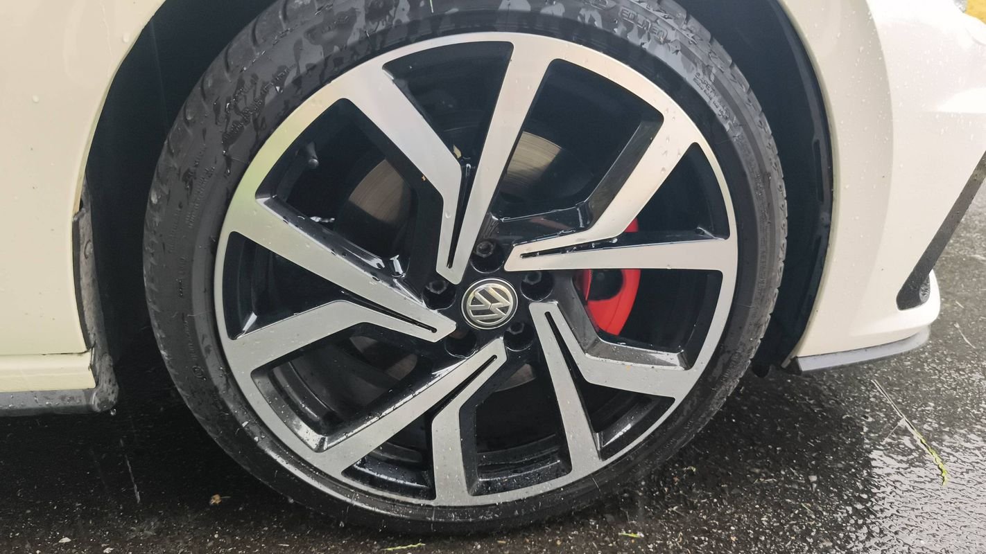 Volkswagen Polo - Photo 17