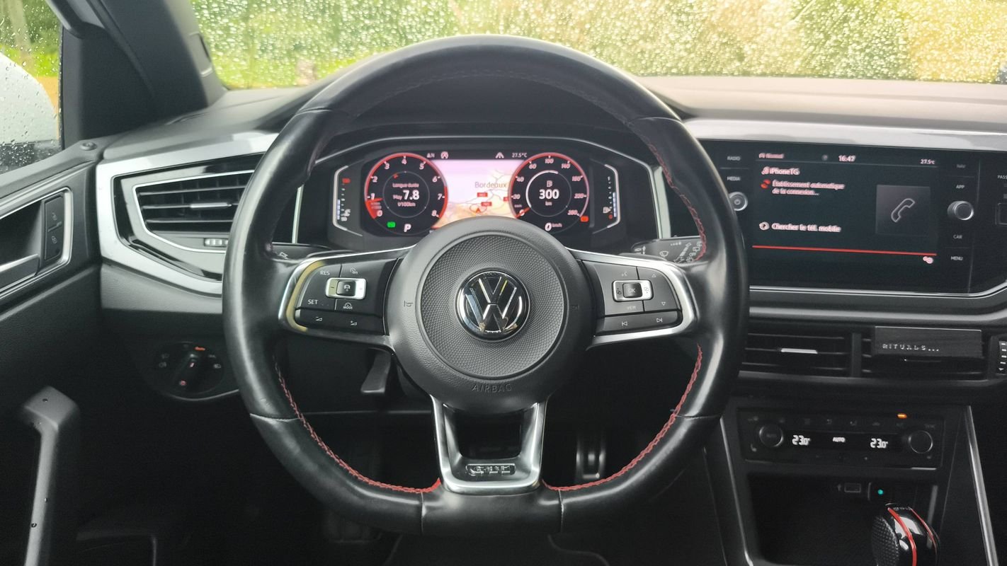 Volkswagen Polo - Photo 23