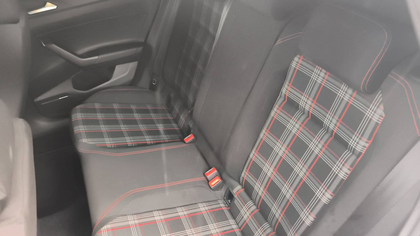 Volkswagen Polo - Photo 9
