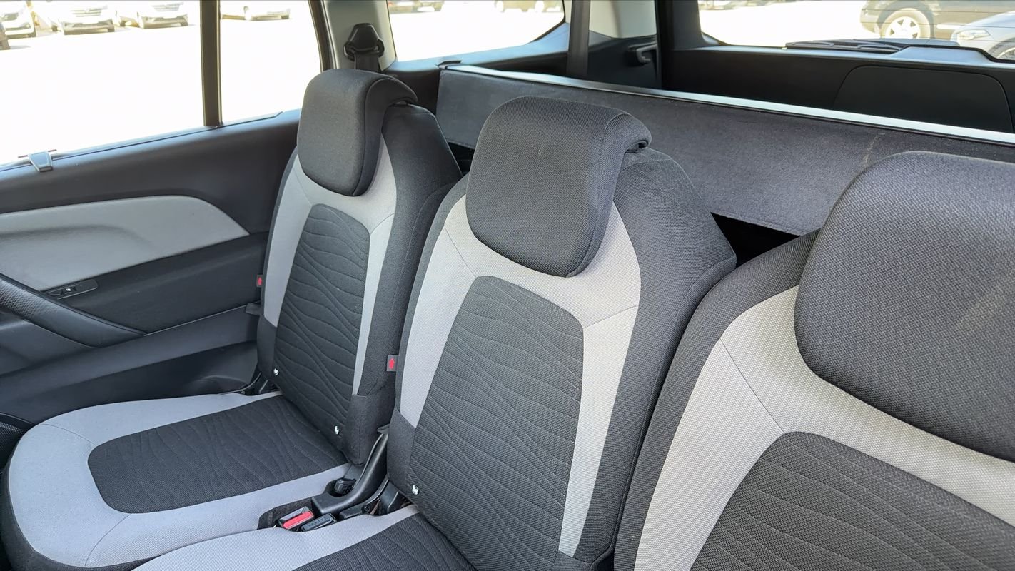 Citroën Grand C4 Picasso - Photo 9