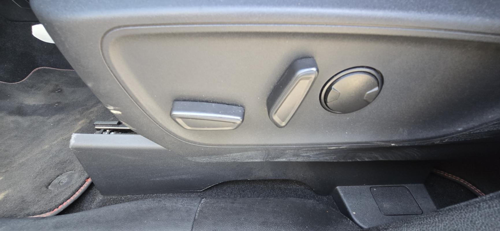 Ford Kuga - Photo 15