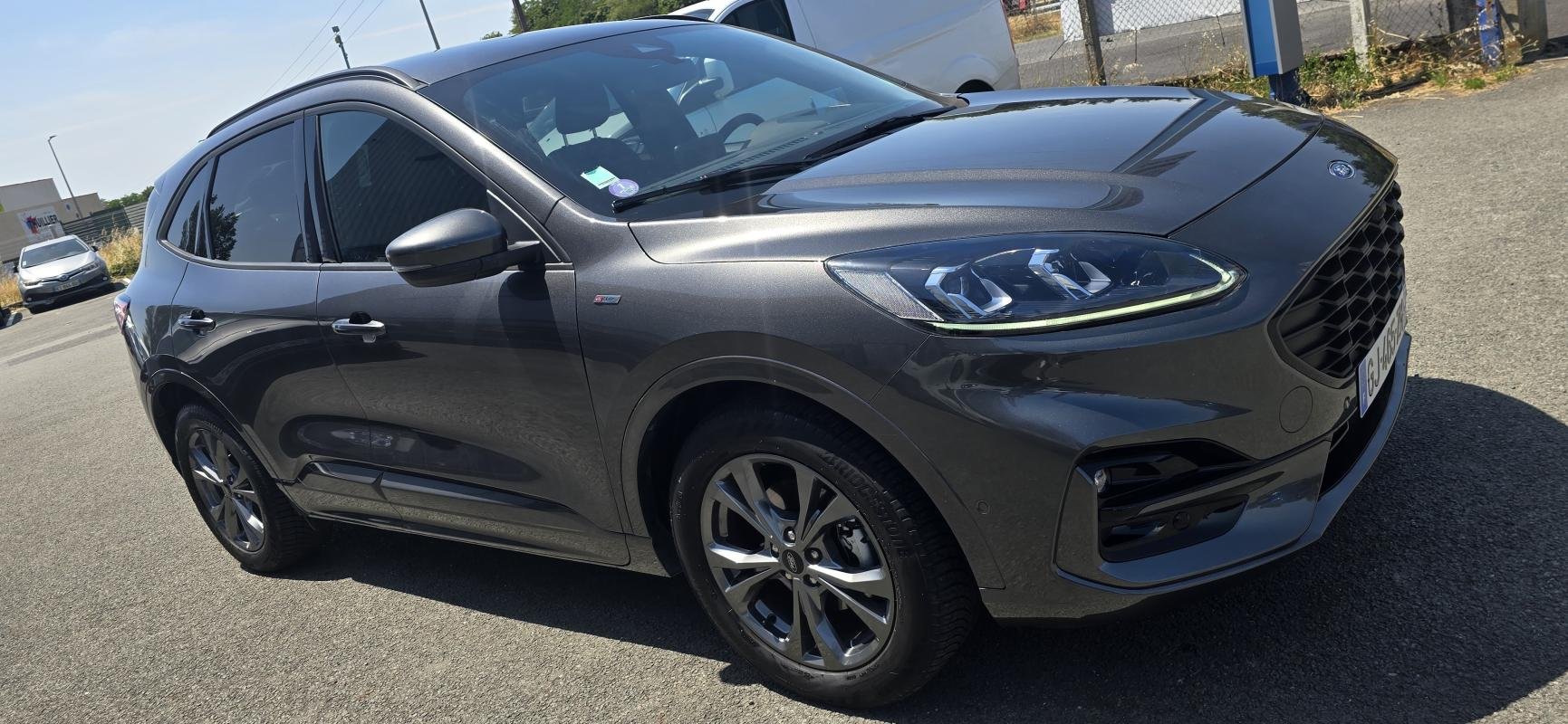 Ford Kuga - Photo 4