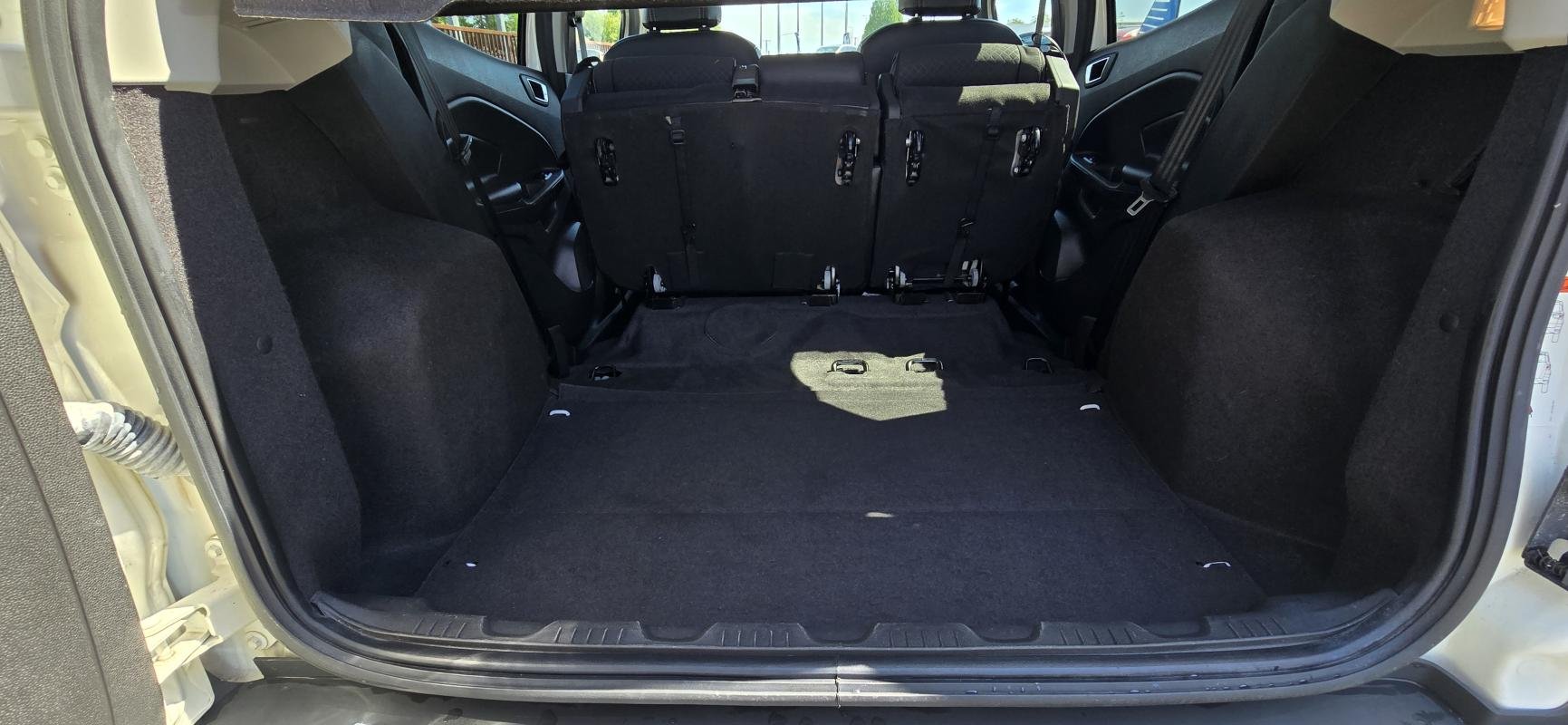 Ford EcoSport - Photo 12