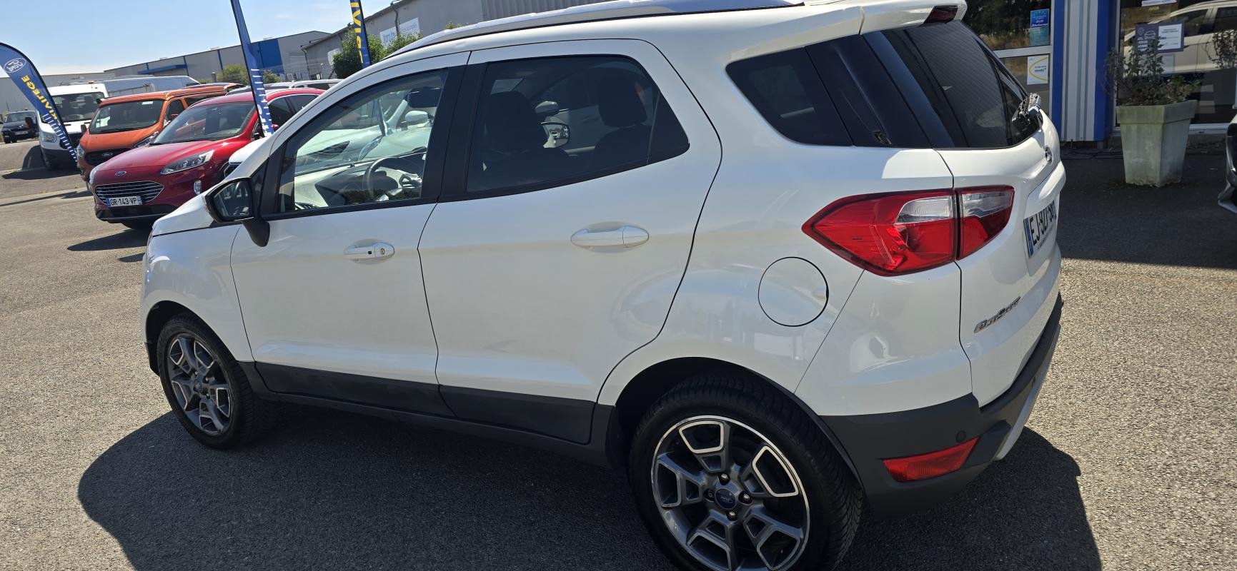 Ford EcoSport - Photo 2