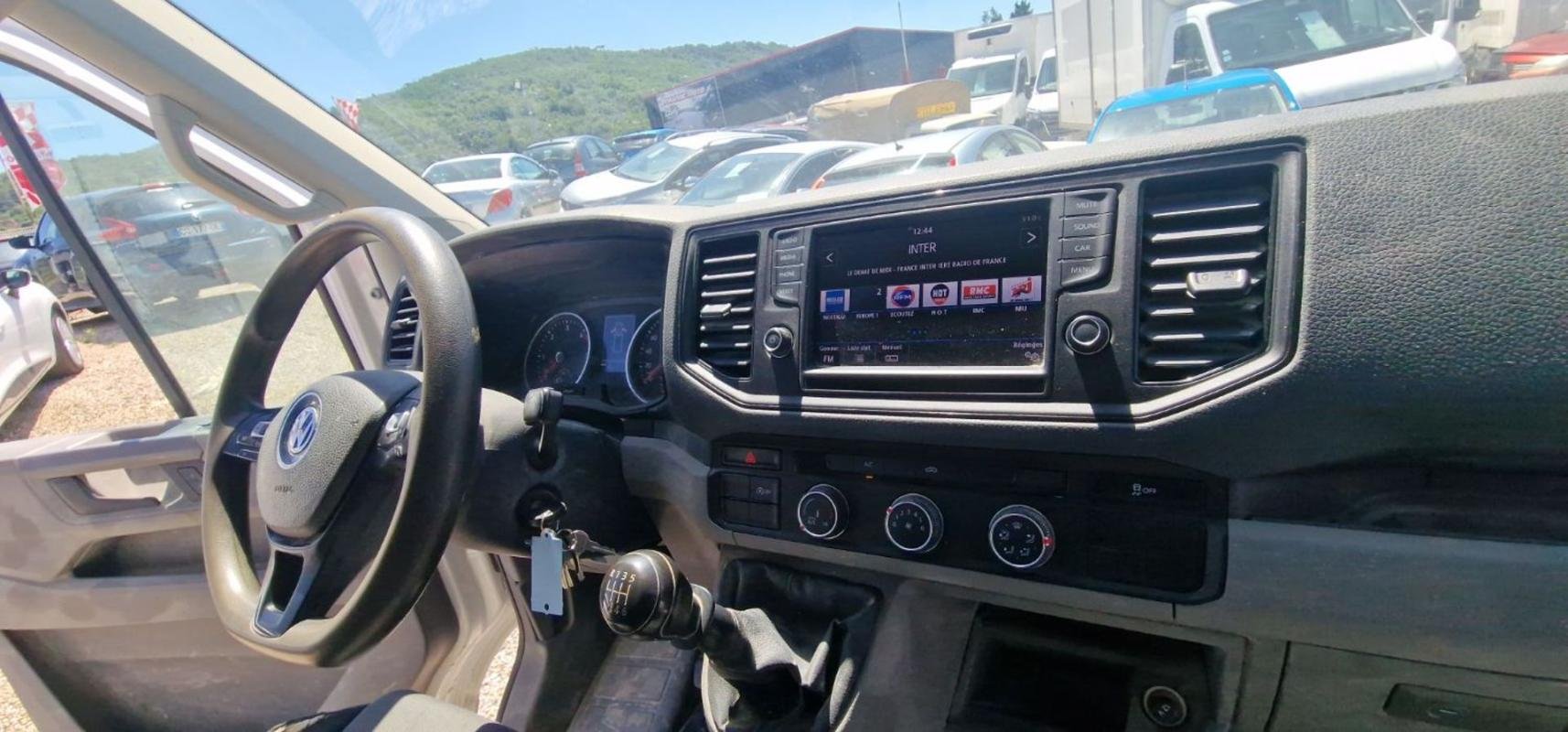 Volkswagen Crafter - Photo 14