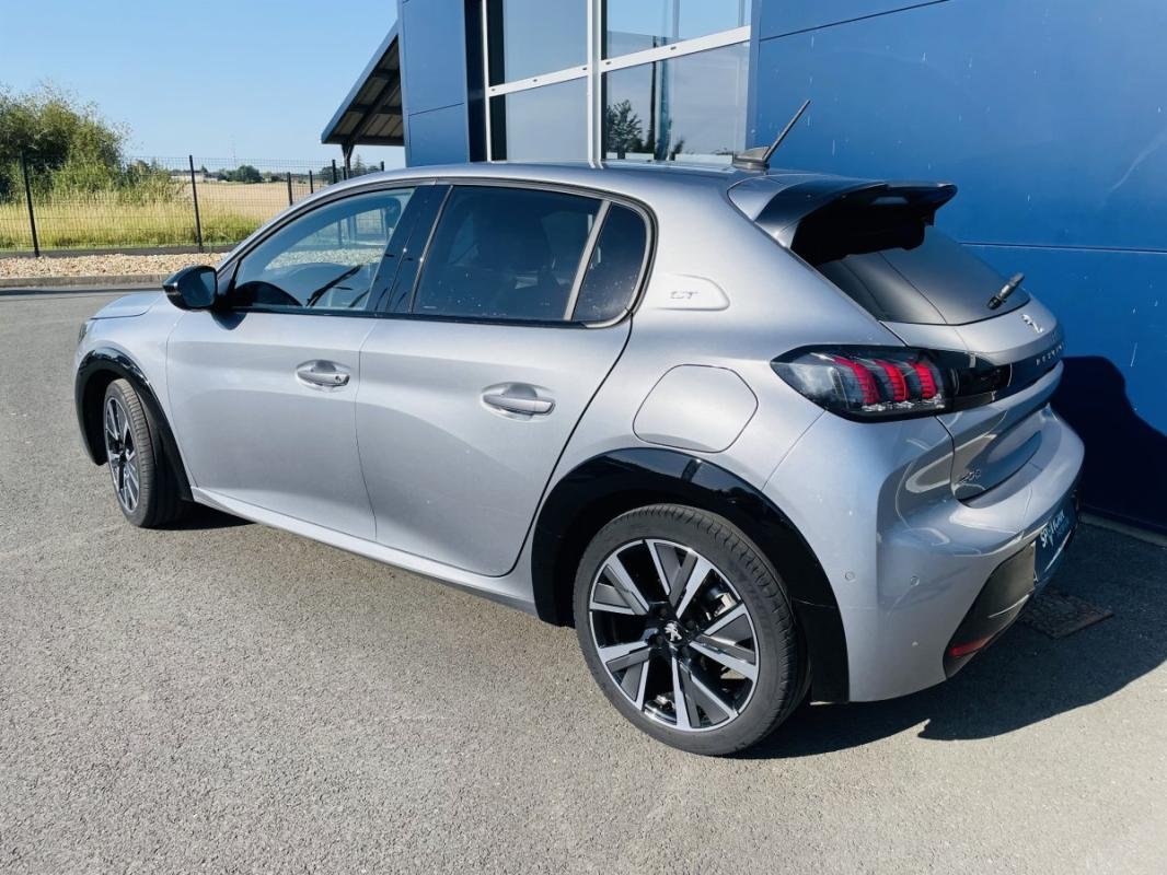 Peugeot 208 - Photo 12