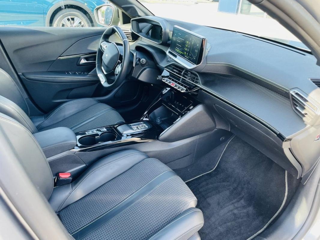 Peugeot 208 - Photo 27