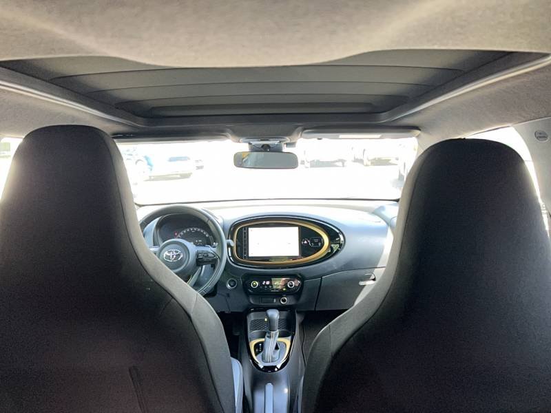 Toyota aygo x - Photo 11
