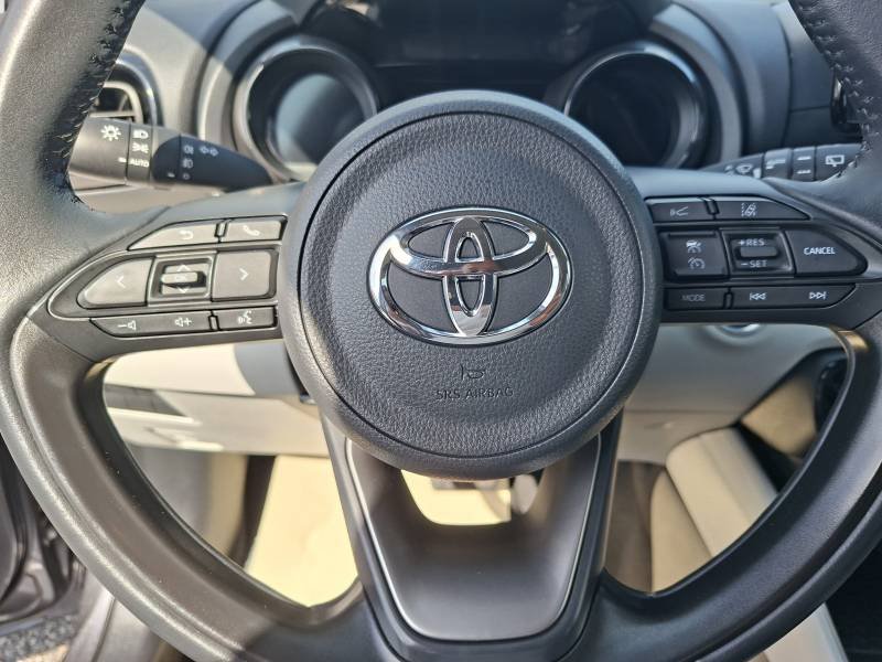 Toyota Yaris - Photo 18
