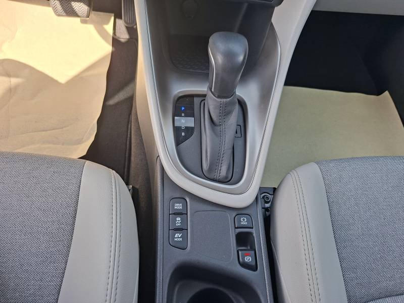 Toyota Yaris - Photo 21