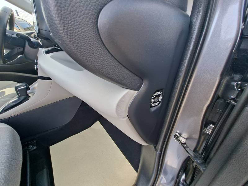 Toyota Yaris - Photo 26