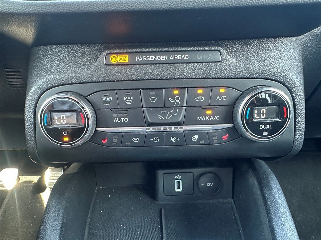 Ford Focus - Photo 18