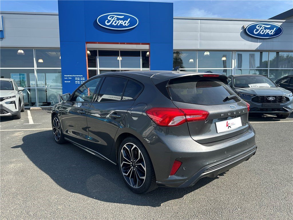 Ford Focus - Photo 7