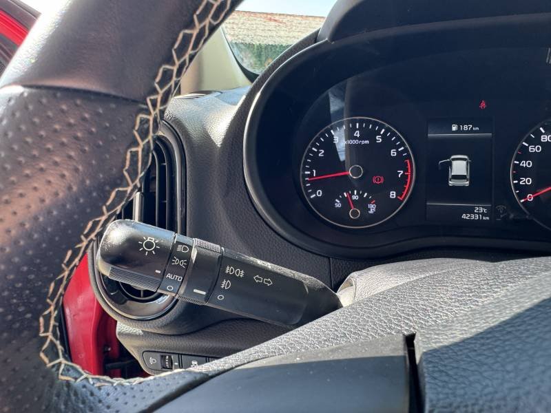 Kia Picanto - Photo 25