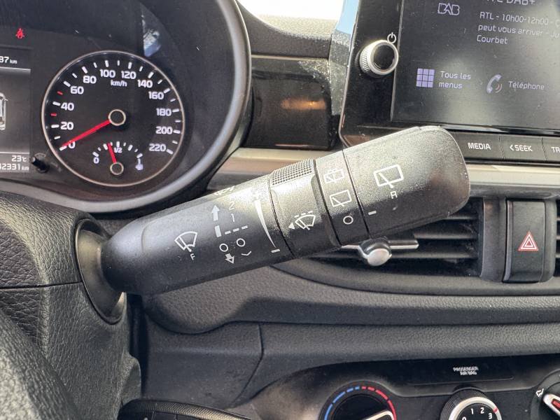 Kia Picanto - Photo 26