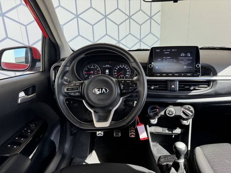 Kia Picanto - Photo 38