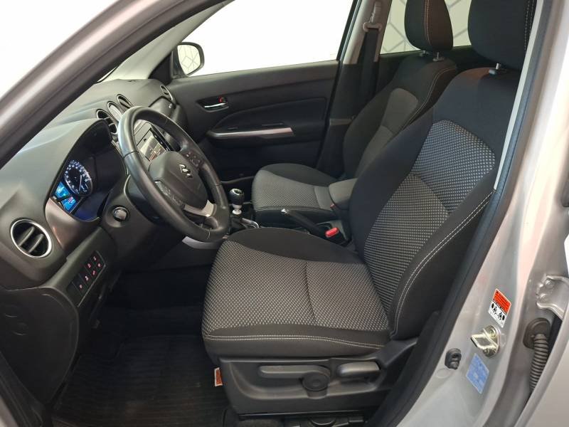Suzuki Vitara - Photo 13