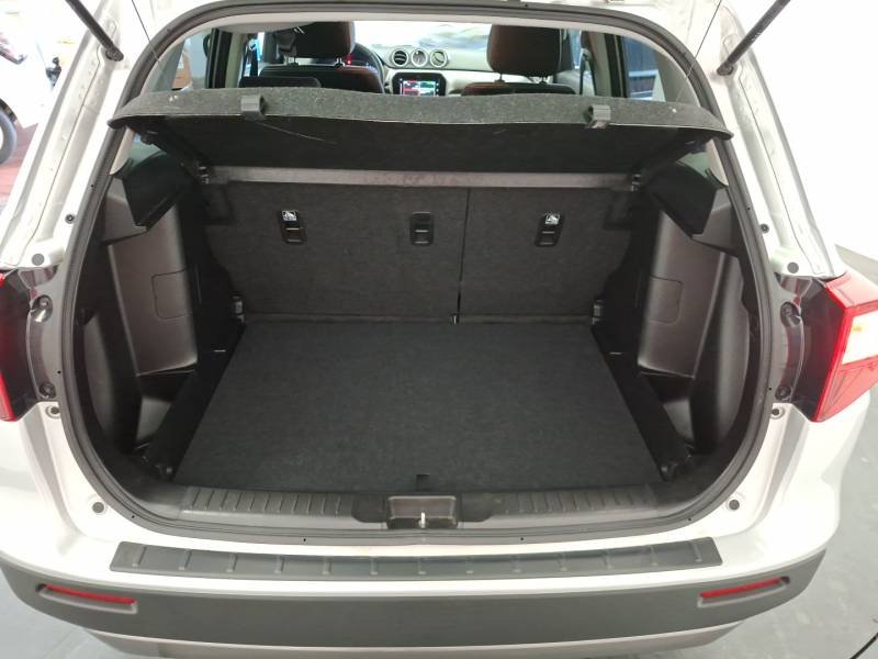 Suzuki Vitara - Photo 17