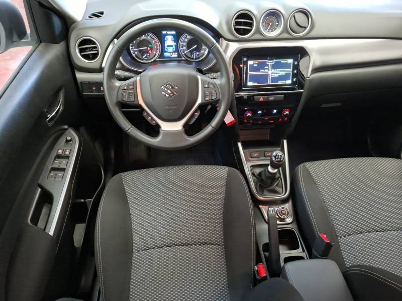 Suzuki Vitara - Photo 19