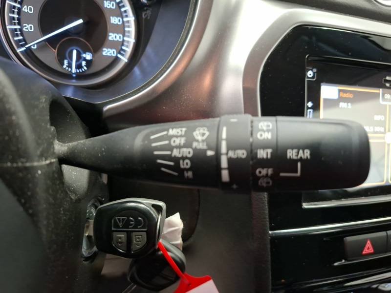 Suzuki Vitara - Photo 23