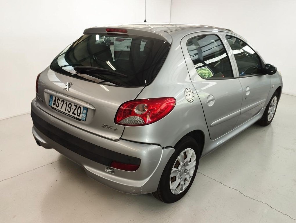 Peugeot 206+ - Photo 2