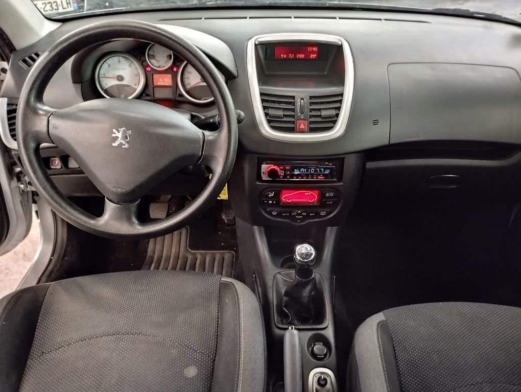 Peugeot 206+ - Photo 3