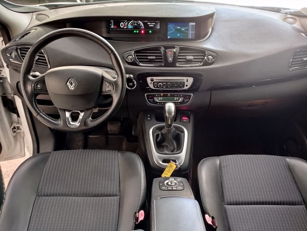Renault Scénic - Photo 3