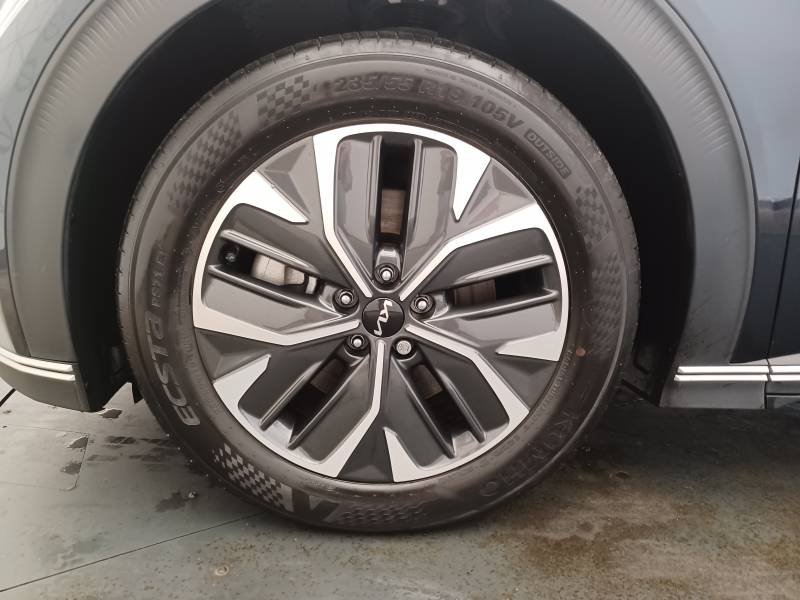 Kia EV6 - Photo 7