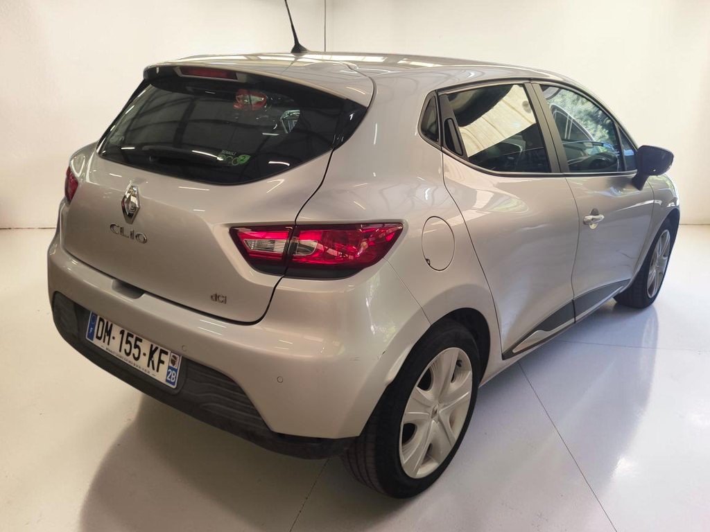 Renault Clio - Photo 2