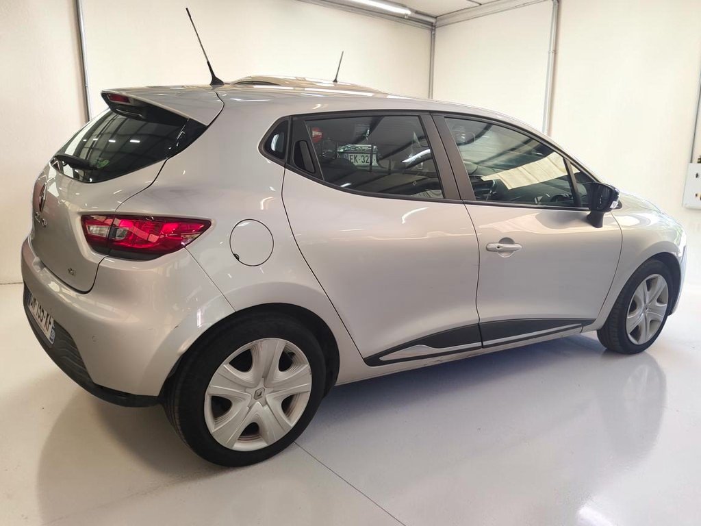 Renault Clio - Photo 7