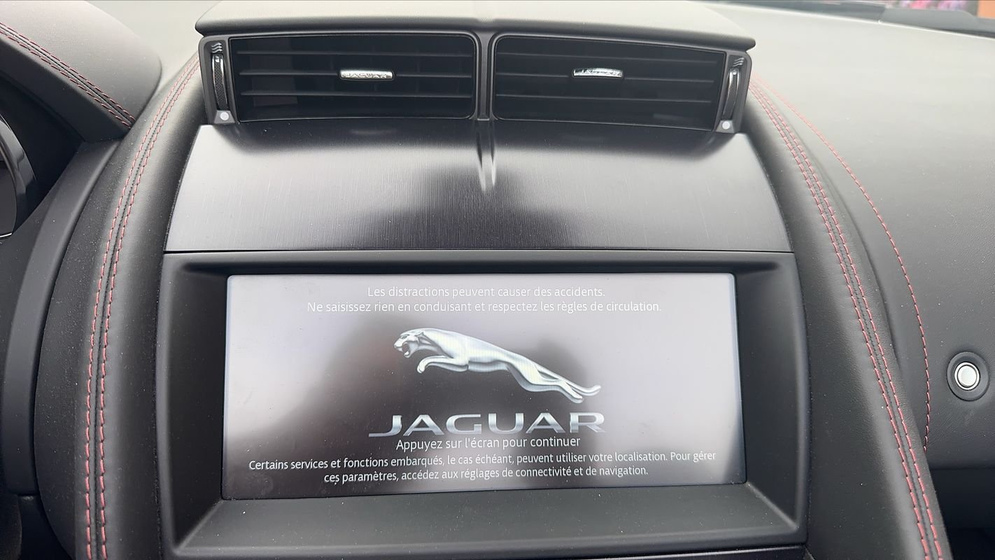 Jaguar F-Type - Photo 13