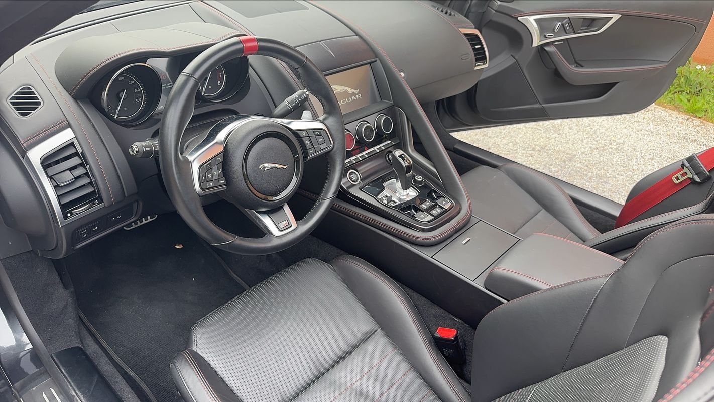 Jaguar F-Type - Photo 8