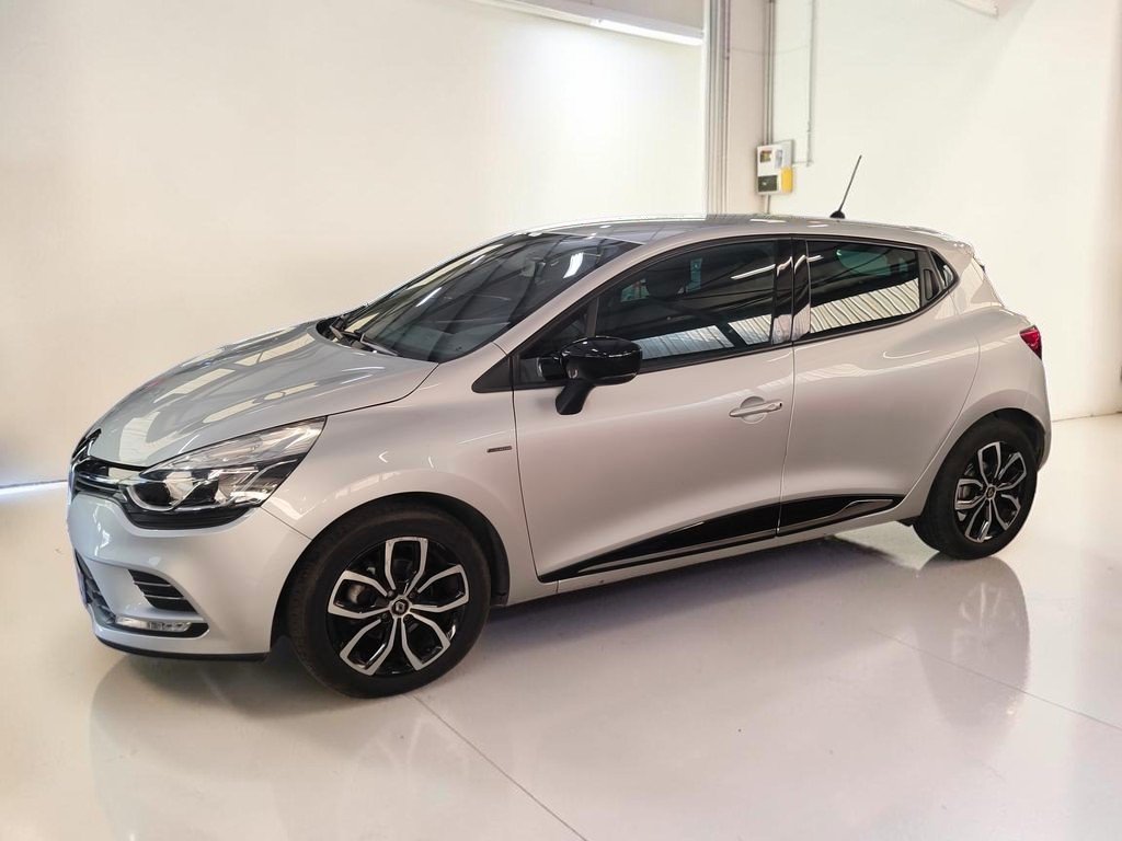 Renault Clio - Photo 6